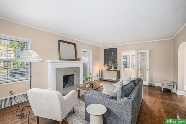 5855 William Street, Omaha, NE 68106