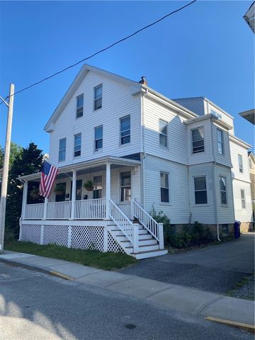 7 Pleasant Street 2, Newport, RI 02840