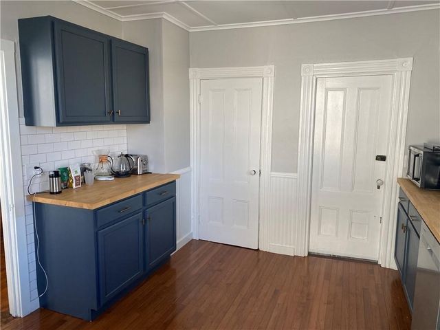 7 Pleasant Street 2, Newport, RI 02840