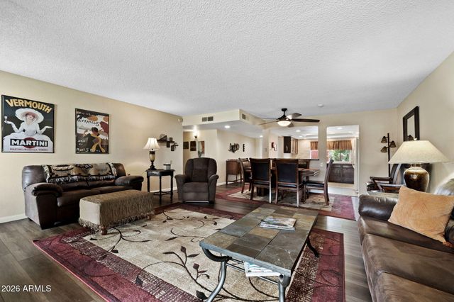 283 LEISURE WORLD --, Mesa, AZ 85206