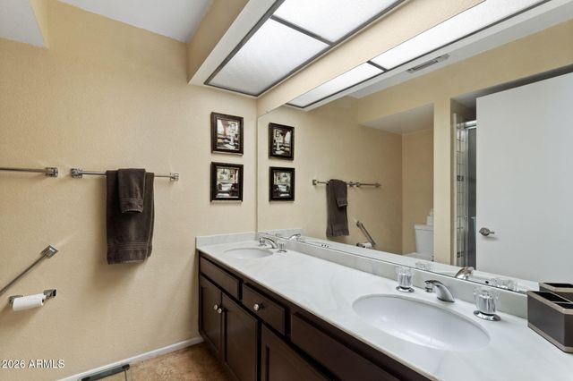 283 LEISURE WORLD --, Mesa, AZ 85206