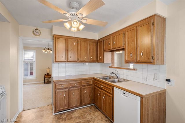 5118 Yorkshire Avenue, Parma, OH 44134