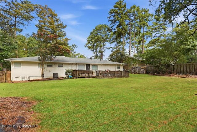 134 Chippewa Circle, Jackson, MS 39211