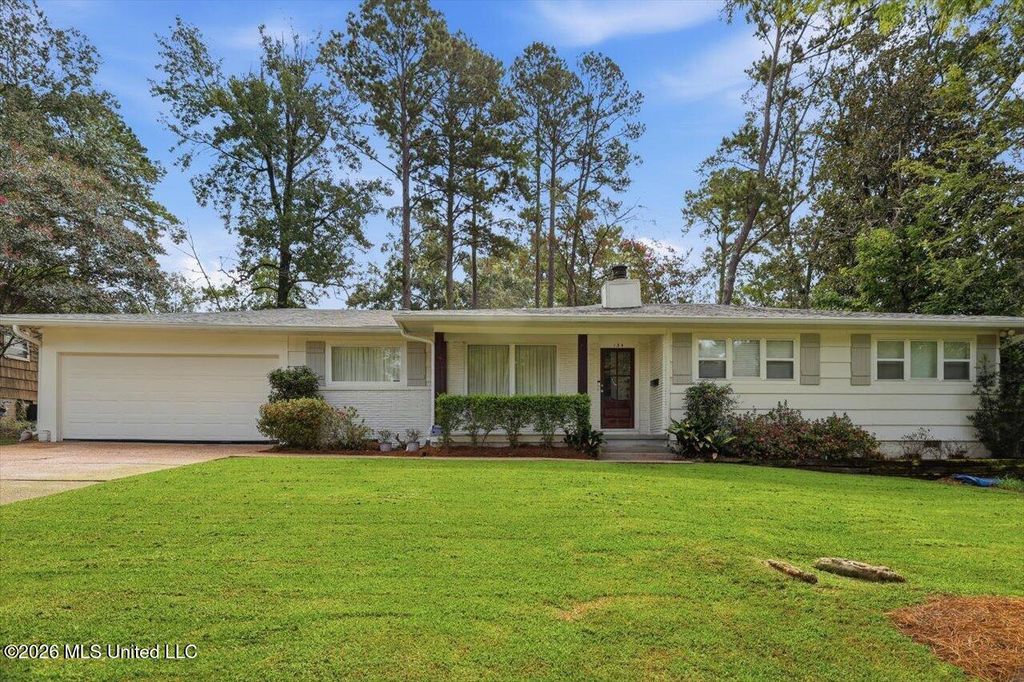 134 Chippewa Circle, Jackson, MS 39211