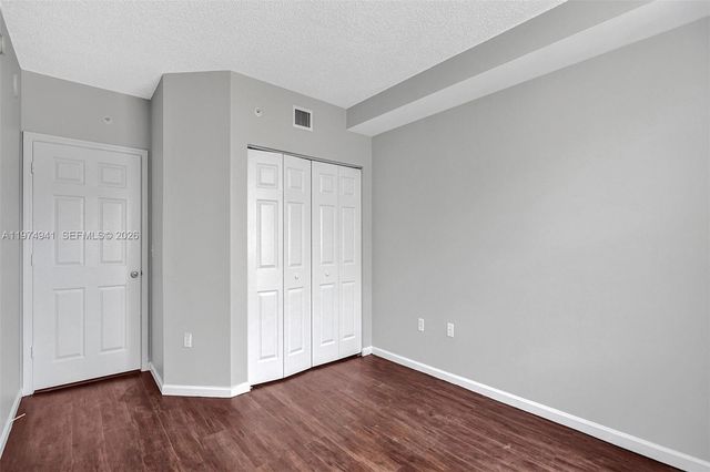 17150 N Bay Rd 2802, Sunny Isles Beach, FL 33160