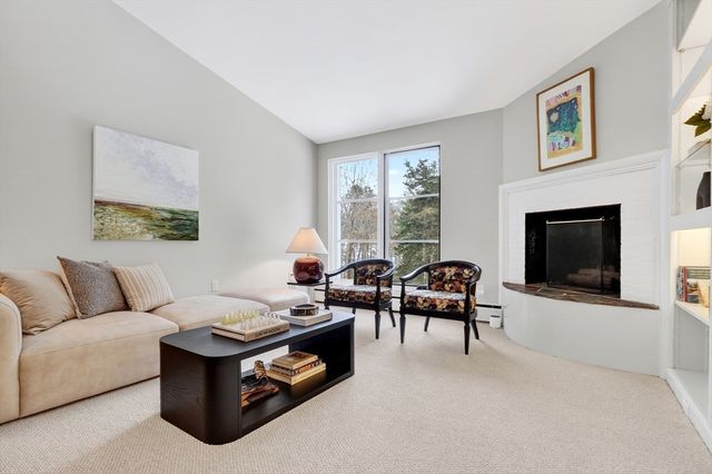 45 Weston Road, Lincoln, MA 01773