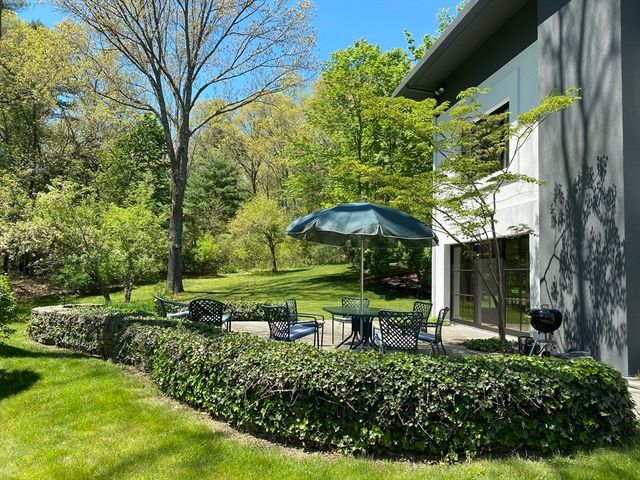 45 Weston Road, Lincoln, MA 01773