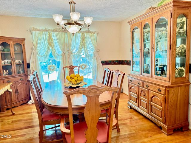 84 Wintergreen Road, Henderson, NC 27537
