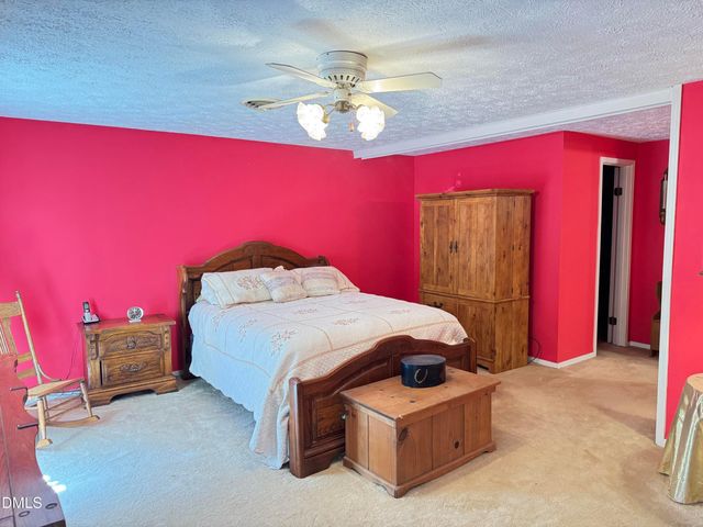 84 Wintergreen Road, Henderson, NC 27537