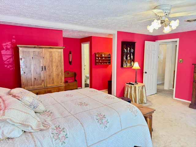 84 Wintergreen Road, Henderson, NC 27537