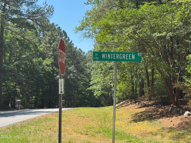 84 Wintergreen Road, Henderson, NC 27537