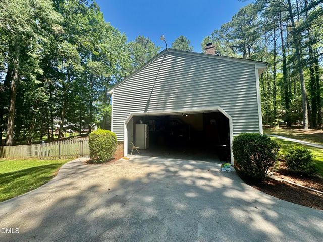 84 Wintergreen Road, Henderson, NC 27537