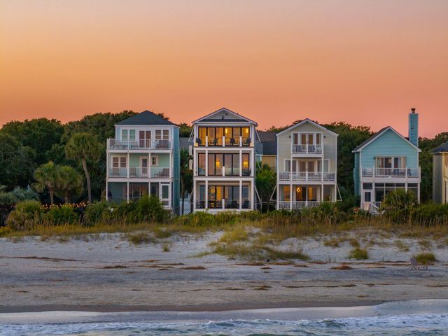 58 Grand Pavilion Drive, Isle Of Palms, SC 29451