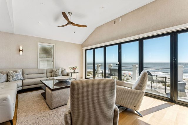 58 Grand Pavilion Drive, Isle Of Palms, SC 29451
