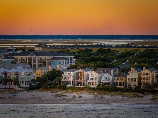 58 Grand Pavilion Drive, Isle Of Palms, SC 29451