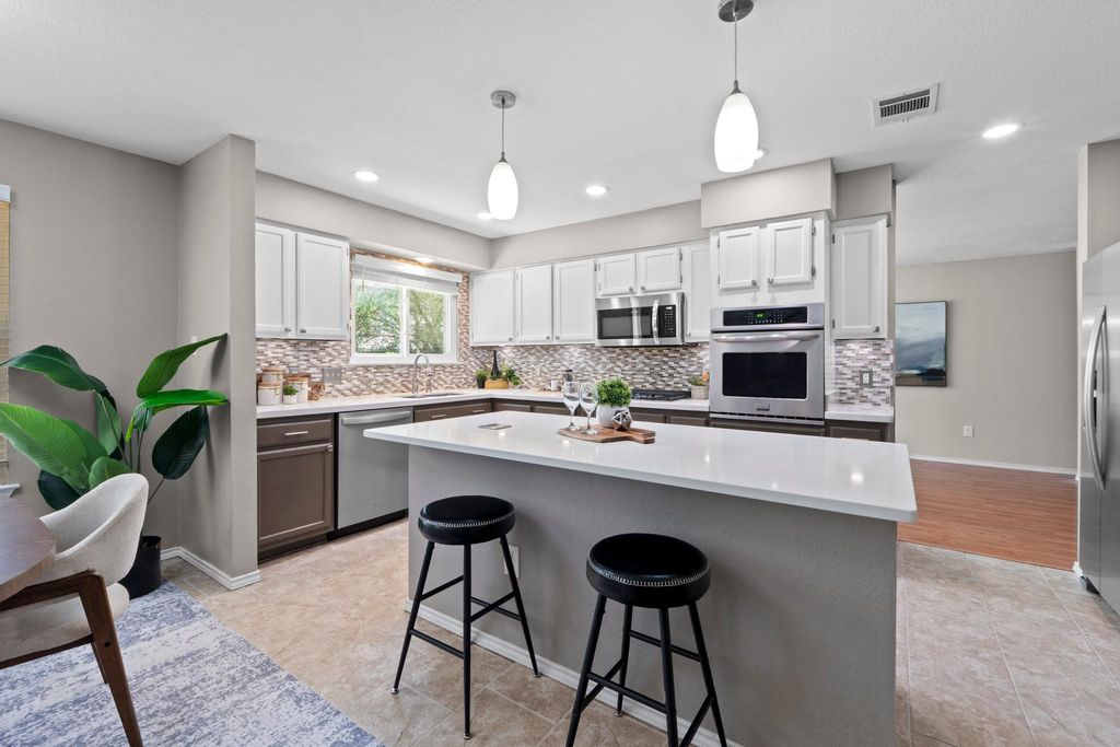 1401 Deer Ledge TRL, Cedar Park, TX 78613
