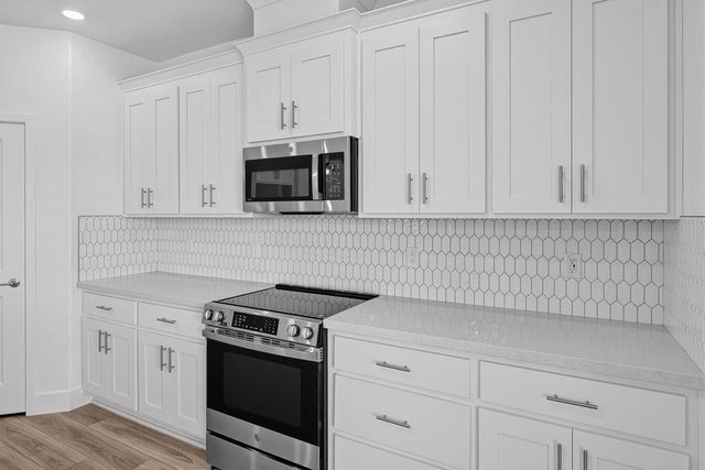2048 Serendipity Dr, Roseville, CA 95747