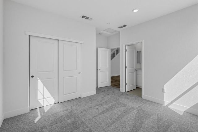 2048 Serendipity Dr, Roseville, CA 95747