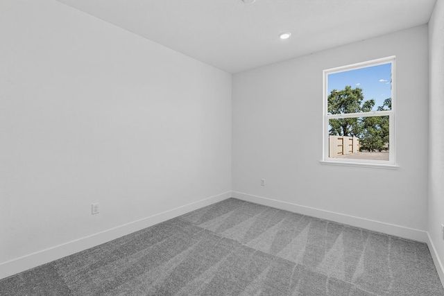 2048 Serendipity Dr, Roseville, CA 95747
