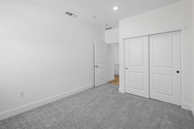 2048 Serendipity Dr, Roseville, CA 95747