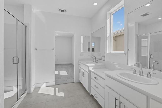 2048 Serendipity Dr, Roseville, CA 95747