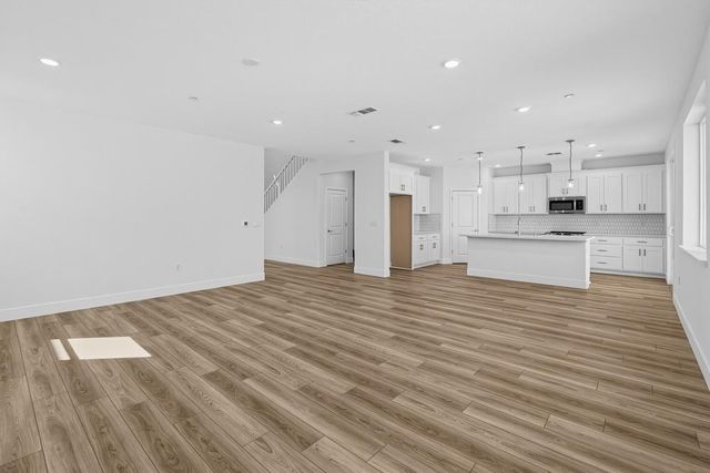 2048 Serendipity Dr, Roseville, CA 95747