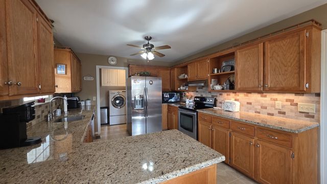 5821 Greer Rd, Goodlettsville, TN 37072