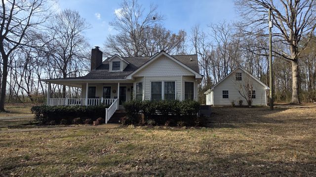 5821 Greer Rd, Goodlettsville, TN 37072