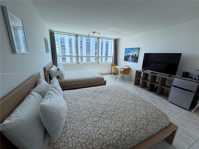 5445 Collins Ave 1606, Miami Beach, FL 33140