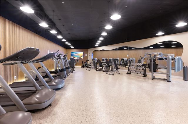 5445 Collins Ave 1606, Miami Beach, FL 33140