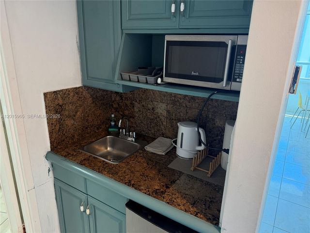 5445 Collins Ave 1606, Miami Beach, FL 33140
