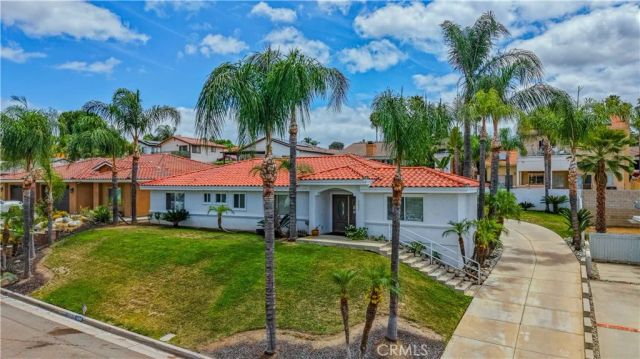 22995 Pheasant, Canyon Lake, CA 92587