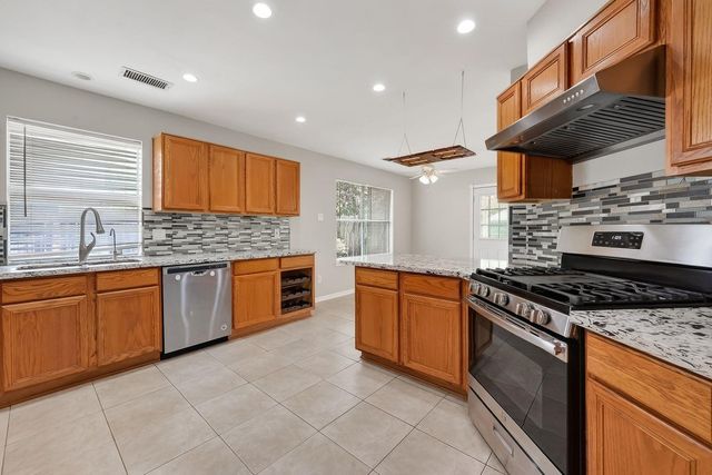 17107 Canterbury Green Court, Sugar Land, TX 77498