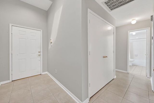 17107 Canterbury Green Court, Sugar Land, TX 77498