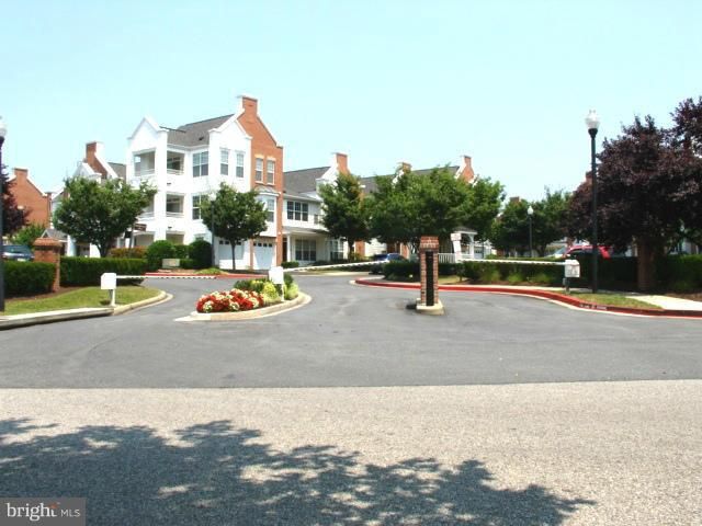 10796 SYMPHONY WAY NE #208, Columbia, MD 21044