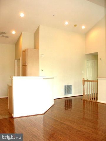 10796 SYMPHONY WAY NE #208, Columbia, MD 21044