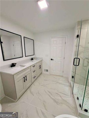 6211 Emerald Springs Drive SE, Acworth, GA 30102