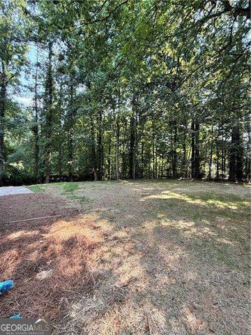 6211 Emerald Springs Drive SE, Acworth, GA 30102