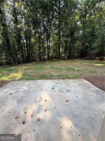 6211 Emerald Springs Drive SE, Acworth, GA 30102