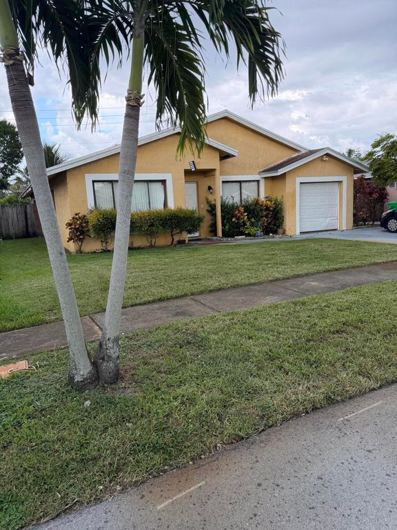 9616 NW 49TH Street, Sunrise, FL 33351