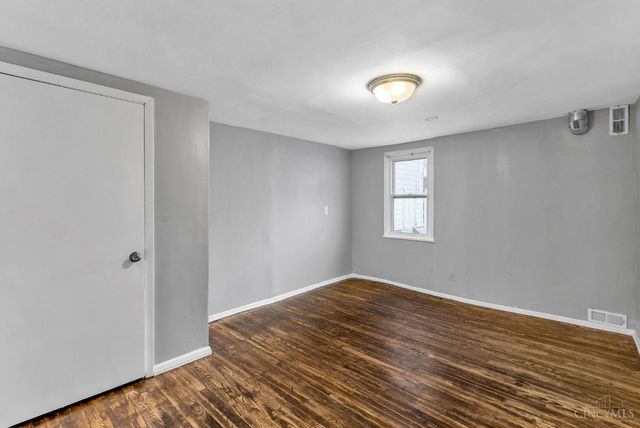 7718 Hamilton Avenue, Mt Healthy, OH 45231