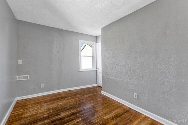 7718 Hamilton Avenue, Mt Healthy, OH 45231