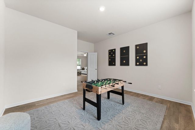 6026 Hazel Place Drive, Conroe, TX 77303