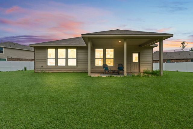 6026 Hazel Place Drive, Conroe, TX 77303