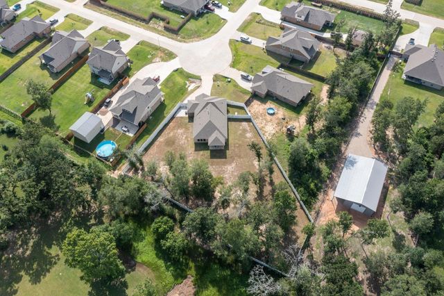 6026 Hazel Place Drive, Conroe, TX 77303