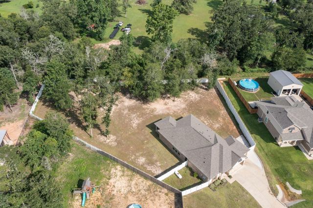 6026 Hazel Place Drive, Conroe, TX 77303