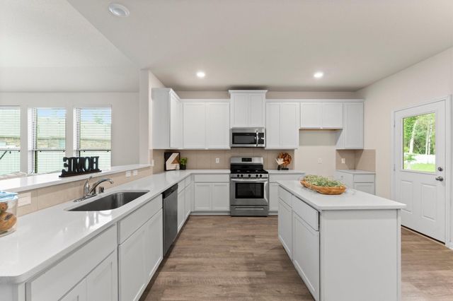 6026 Hazel Place Drive, Conroe, TX 77303