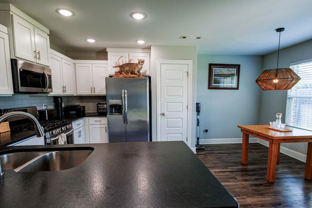 6035 Transit Street, Fayetteville, AR 72704