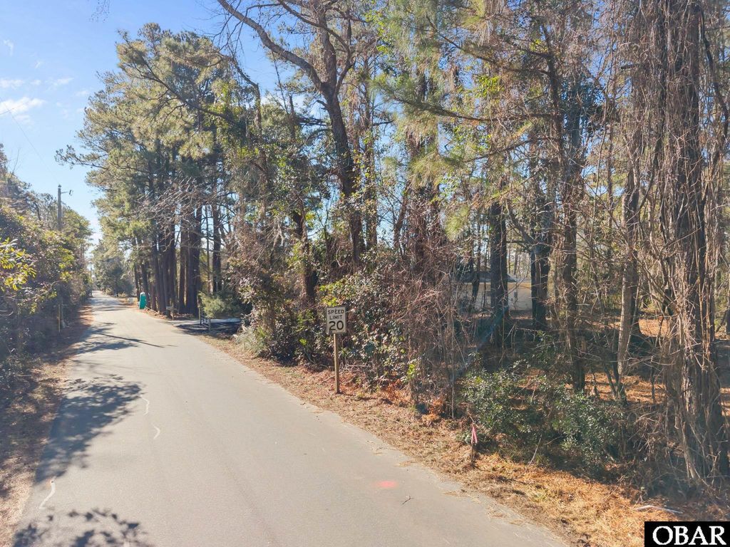 Image 1 of property listing at 4330 Carrenda Lane Lot B, Kitty Hawk, NC 27949