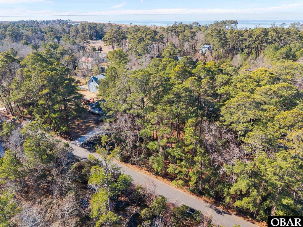 Image 3 of property listing at 4330 Carrenda Lane Lot B, Kitty Hawk, NC 27949